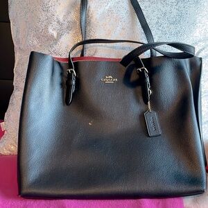Cute Coach two-toned tote bag.